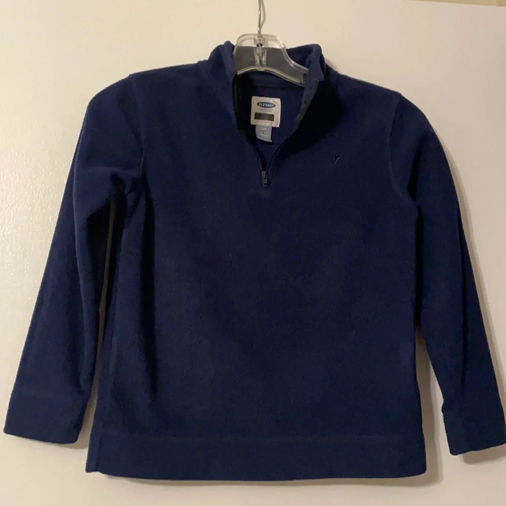 OLD NAVY BOYS TOP.
